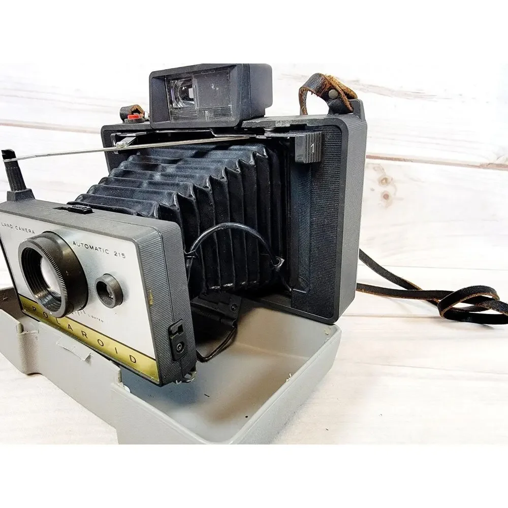Vintage Polaroid Automatic Land Camera 215 W/Case, Manual and Flash Untested